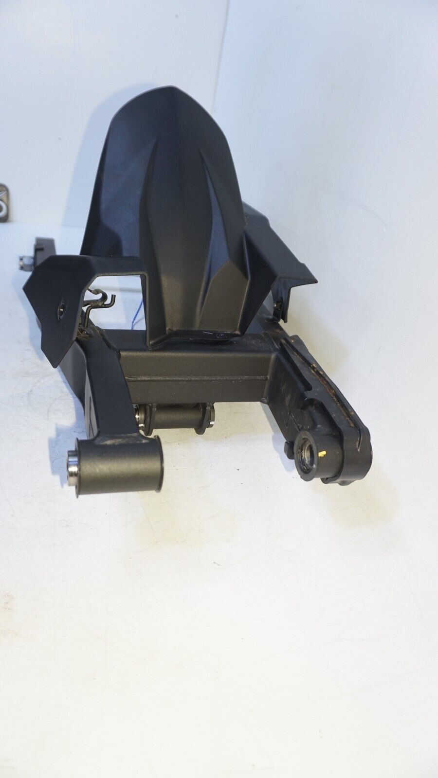 2018 -23 Kawasaki Z400 400 Rear Swingarm Suspension Swing Arm axle 160737 OEM