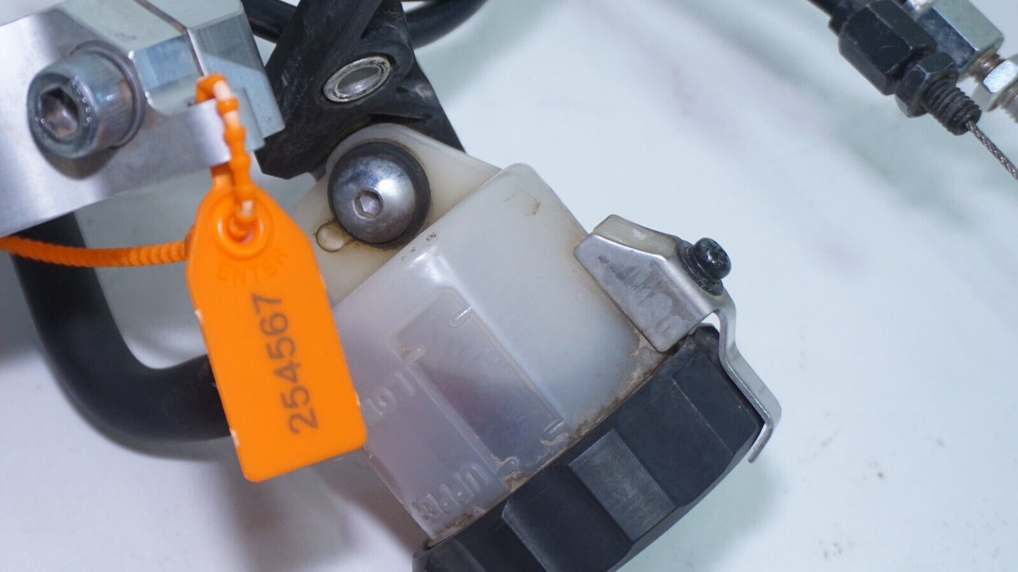 2008 -16 YAMAHA YZF R6 RIGHT CLIP ON HANDLEBAR THROTTLE BRAKE MASTER 254567 OEM