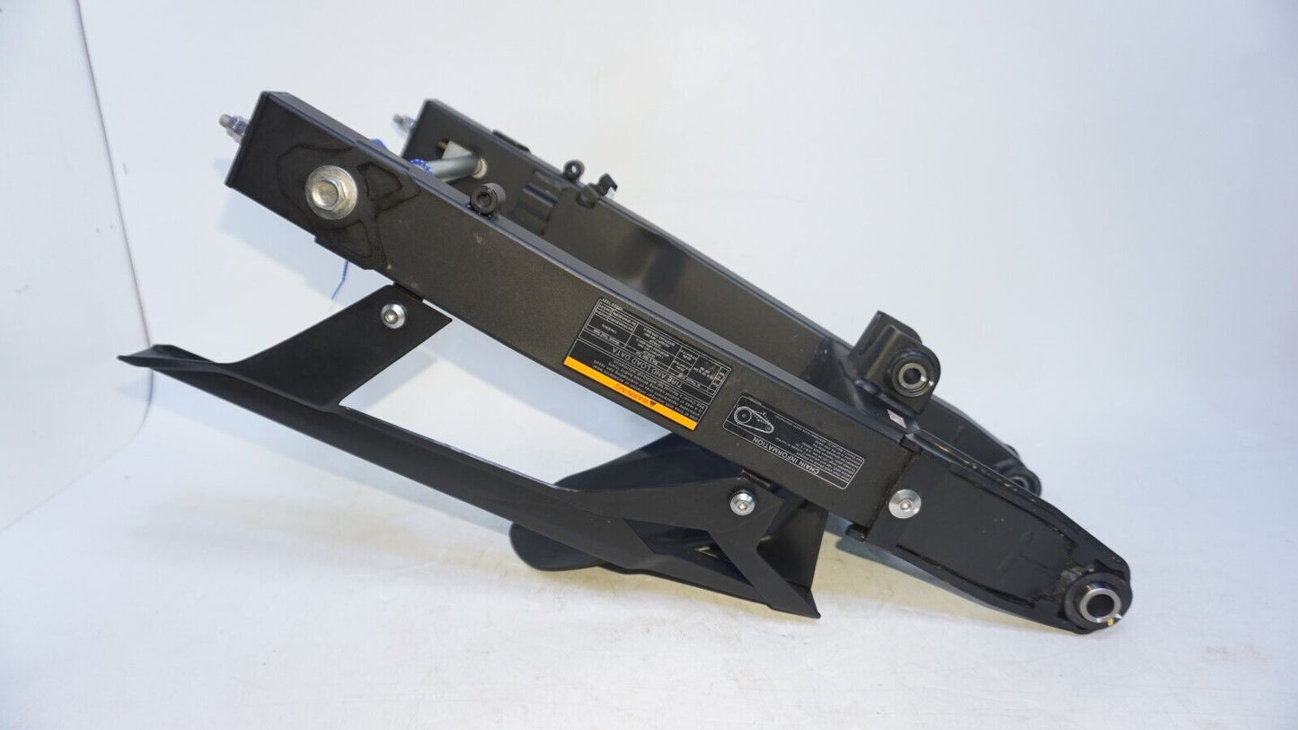 2018 -23 Kawasaki Z400 400 Rear Swingarm Suspension Swing Arm axle 160737 OEM