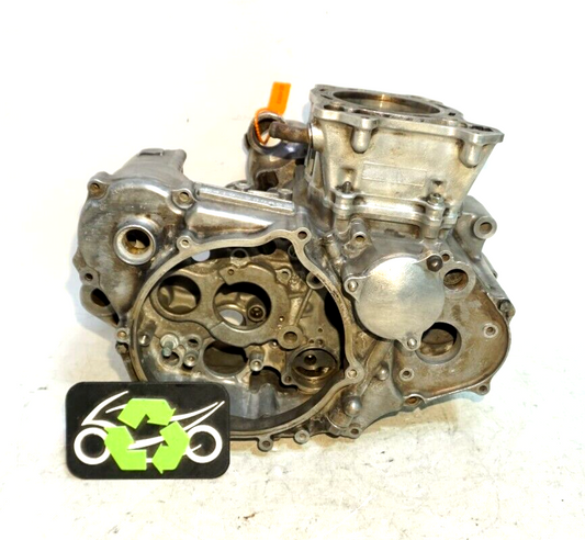 05-21 SUZUKI DRZ 400 LEFT RIGHT ENGINE MOTOR CRANKCASE CRANK CASES BLOCK 154883