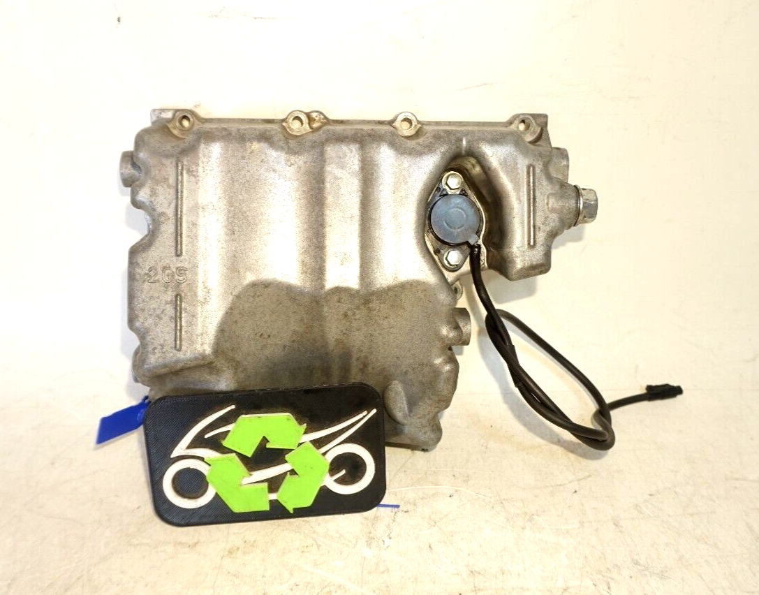 2009 -17 Yamaha Fz6r Engine Oil Pan Motor Bottom Cover 160468 ORIGINAL OEM