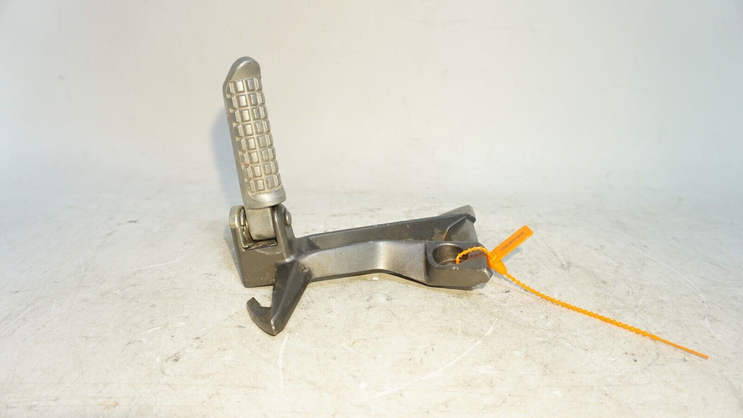 2013 - 17 KAWASAKI NINJA 300 EX300 LEFT REAR FOOT PEG 35063-0841 254950 OEM