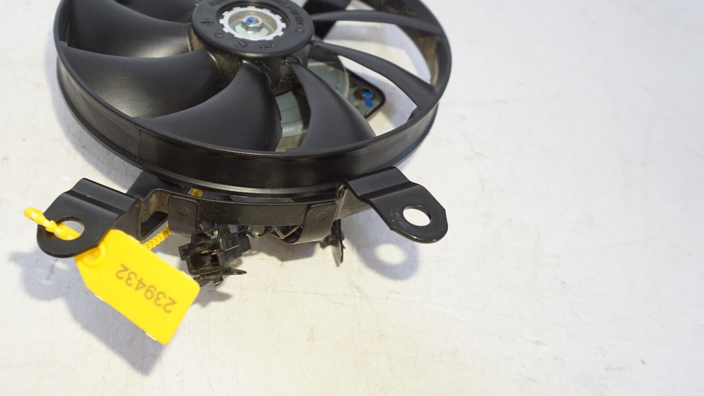 2023 17-23 SUZUKI GSXR1000R LEFT ENGINE RADIATOR COOLING FAN MOTOR 239432 OEM