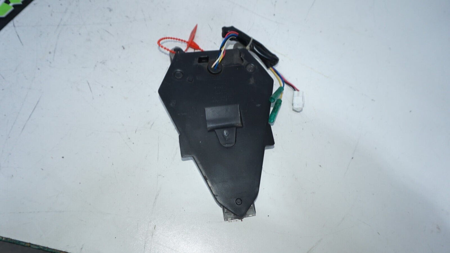 06-07 YAMAHA YZF R6 YZF R6 OEM Rear Tail Light Smoke LED BRAKE LIGHT 148735 OEM