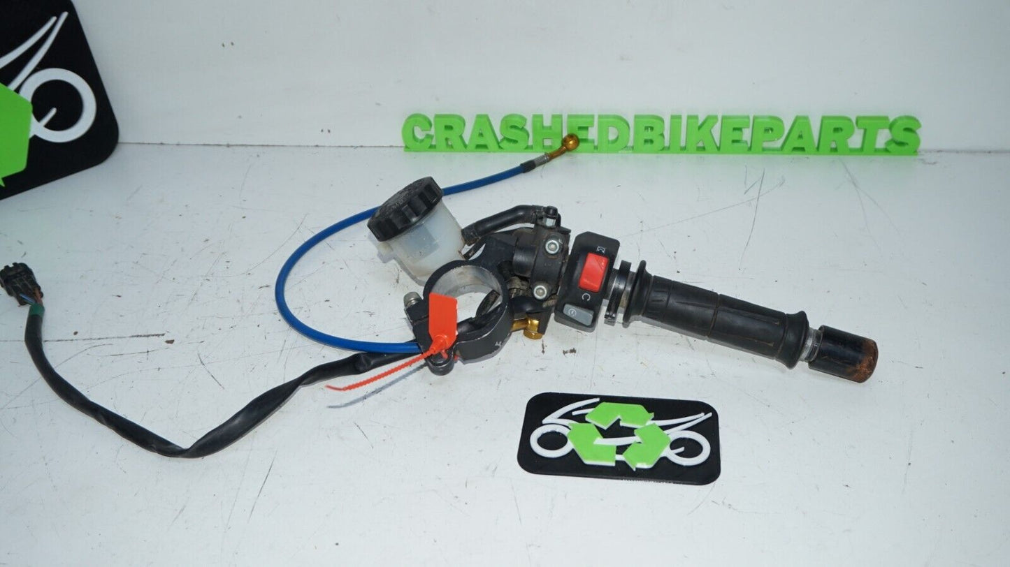 13-18 KAWASAKI NINJA ZX6R RIGHT CLIP ON HANDLEBAR Kill Switch Master 148620 OEM