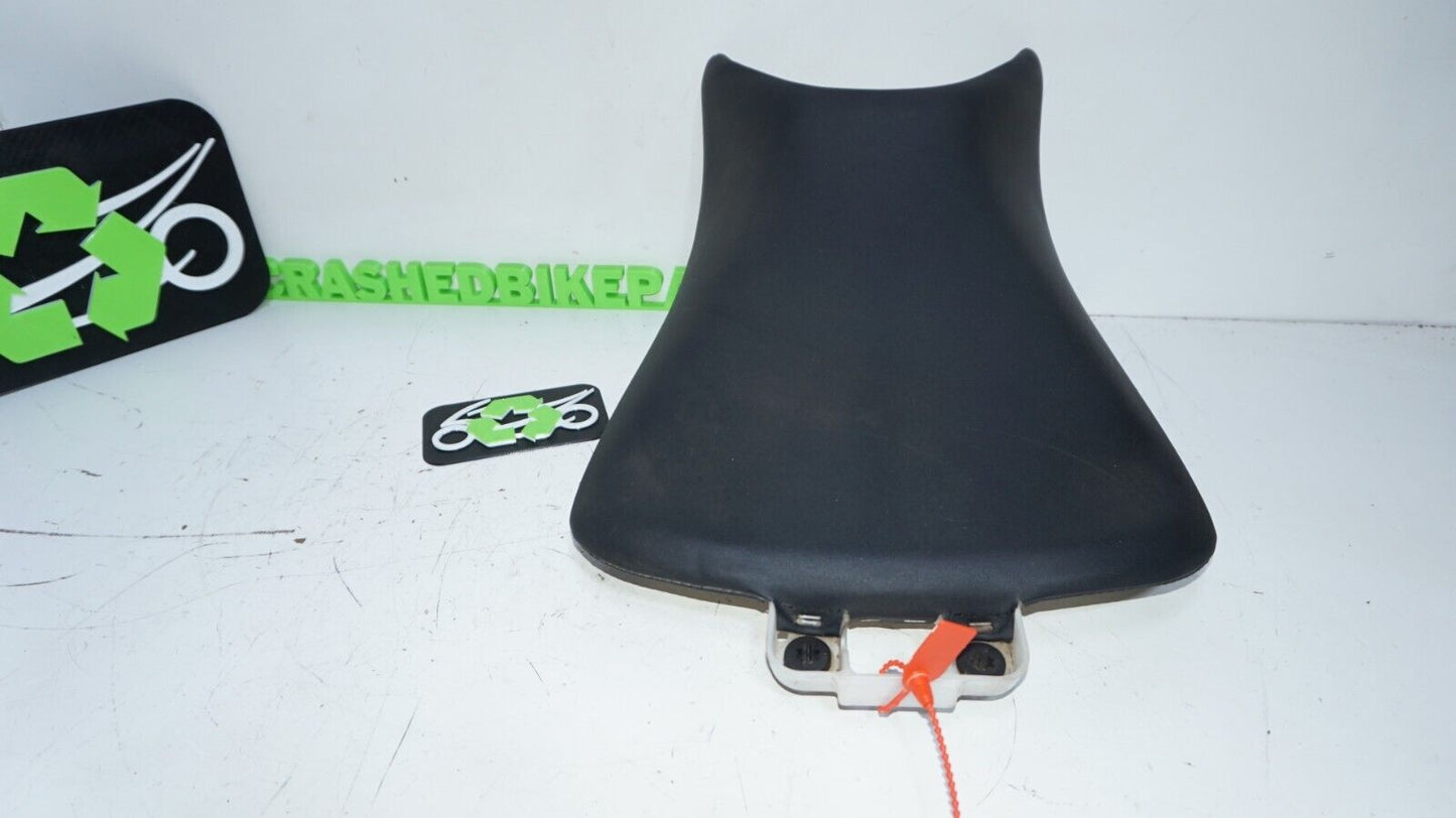 13-15 HONDA CBR500R FRONT DRIVERS SEAT PAD SADDLE PILLION 148498 OEM