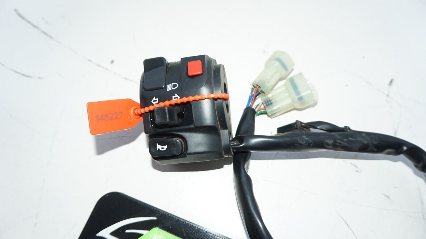 2022 20 21 Left Bar Light Switch for Kawasaki Ninja 650 2020 - 2022 148227 OEM