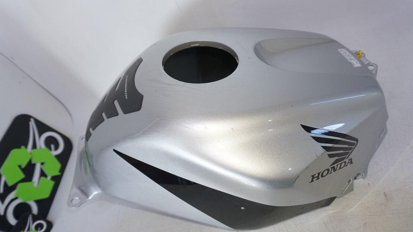 2007 - 2012 Honda CBR 600 RR FUEL TANK COVER Plastic Silver GENUINE 239320 OEM