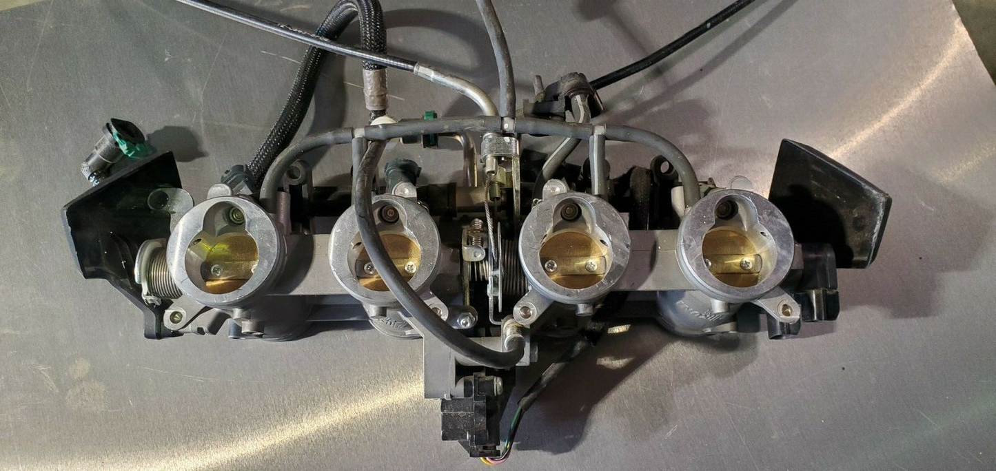 13-16 KAWASAKI Z800 ZR800 INJECTORS THROTTLE BODY BODIES 2013 14 15 2016 OEM