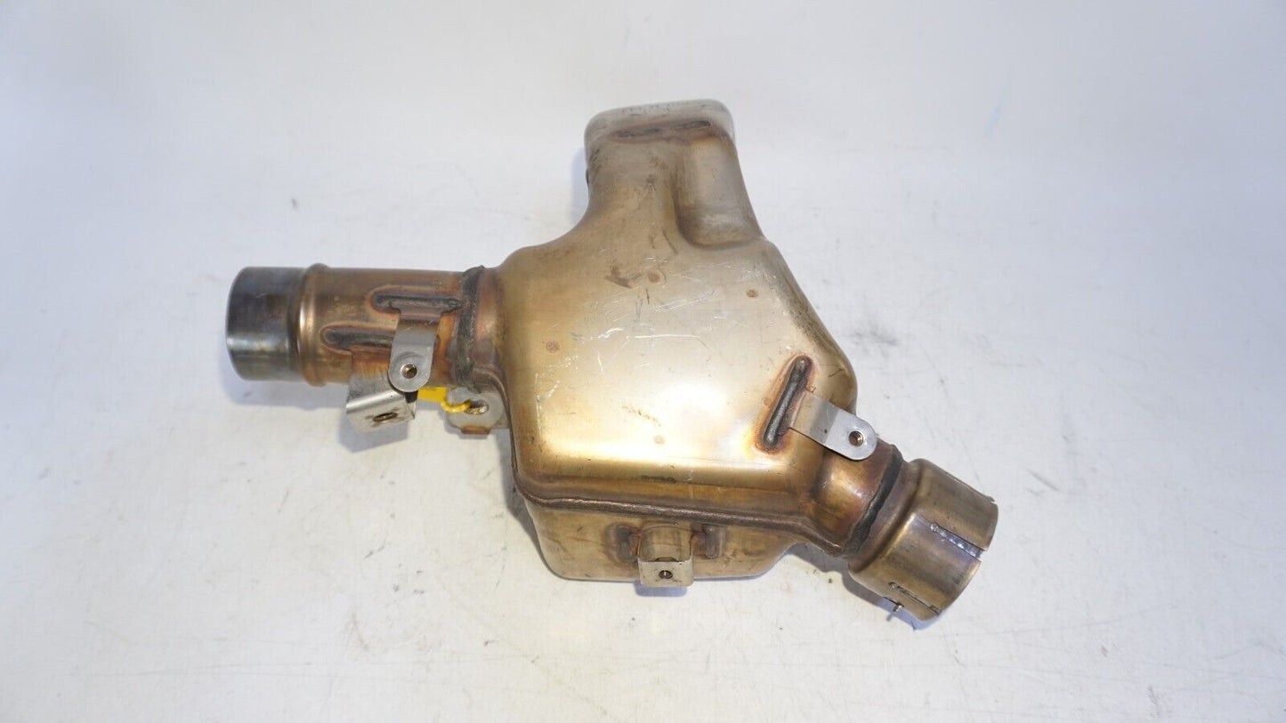 2013 - 2018 Kawasaki Ninja ZX6R 636 Exhaust Mid Pipe Muffler 239006 OEM
