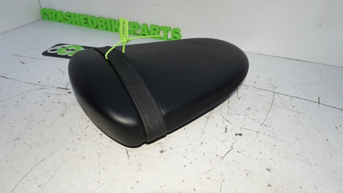 2007 2008 SUZUKI GSXR1000 REAR SEAT PASSENGER BACK CUSHION BLACK STOCK OEM