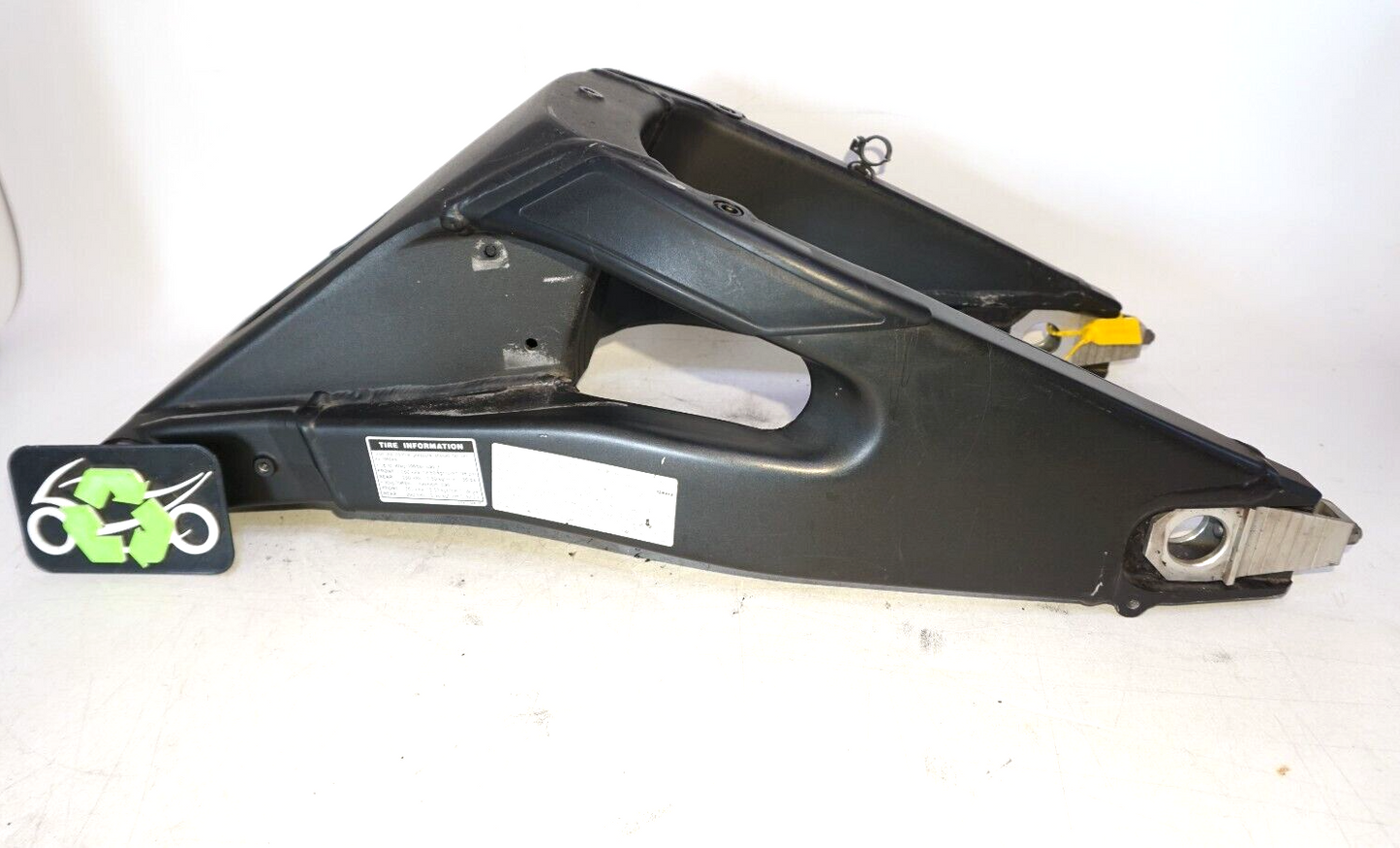 2008 - 2016 Yamaha YZFR6 YZF R6R R6 Rear Swing Arm Swingarm 239314 OEM