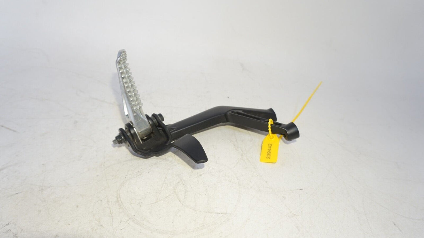 YAMAHA YZF R7 2022 2023 LEFT RIGHT PASSENGER PEG 239442 OEM