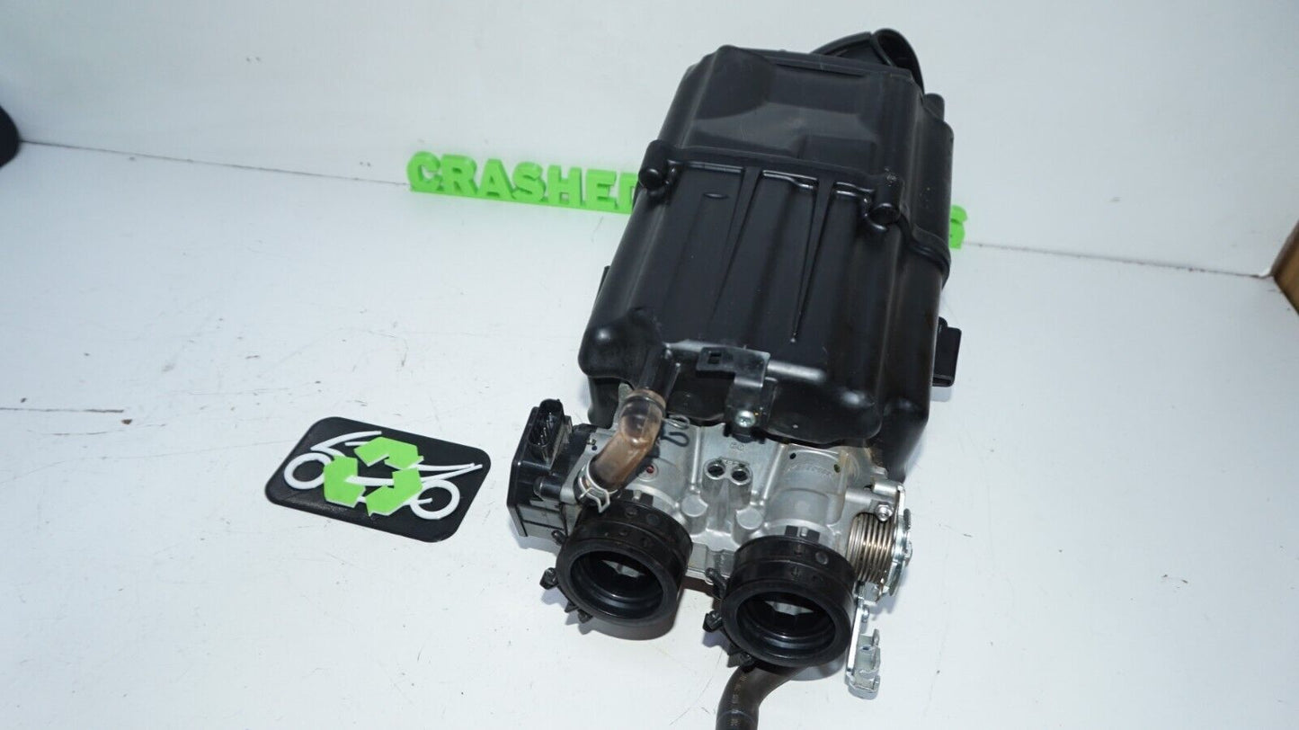 2016 17 18 Honda Cbr500r Main Fuel Injectors / Throttle Bodies AIRBOX 148412 OEM