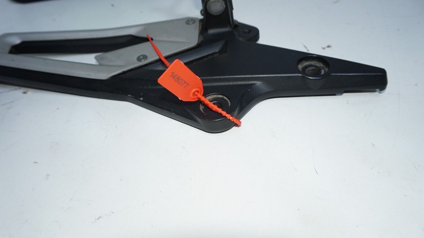 13-16 KAWASAKI Z800 Right Rearset Front Driver Peg Mount Bracket 148077 OEM