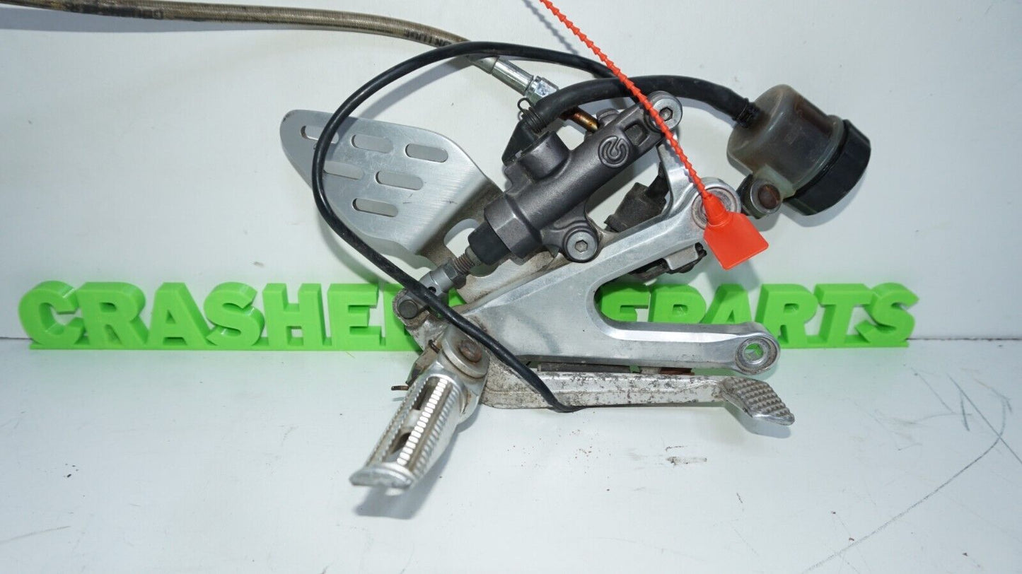 2005 03-05 Yamaha YZFR6 R6 Right Foot Rest Brake Pedal Peg Switch 148205 OEM