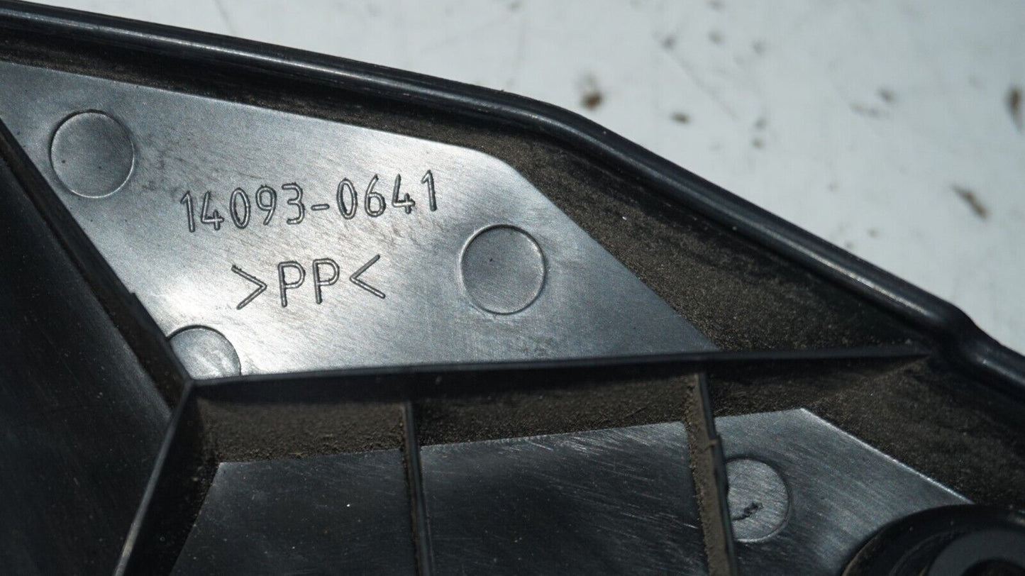 KAWASAKI NINJA 400 EX400 2018-2021 PIVOT COVER Frame RIGHT 148776 OEM