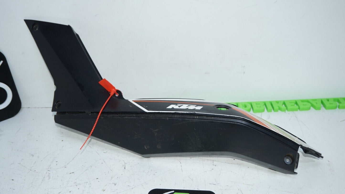 2015 2016 KTM Duke 390 RC390 Tail Fairing SEAT Cowl LOWER Trim Left 148581 OEM