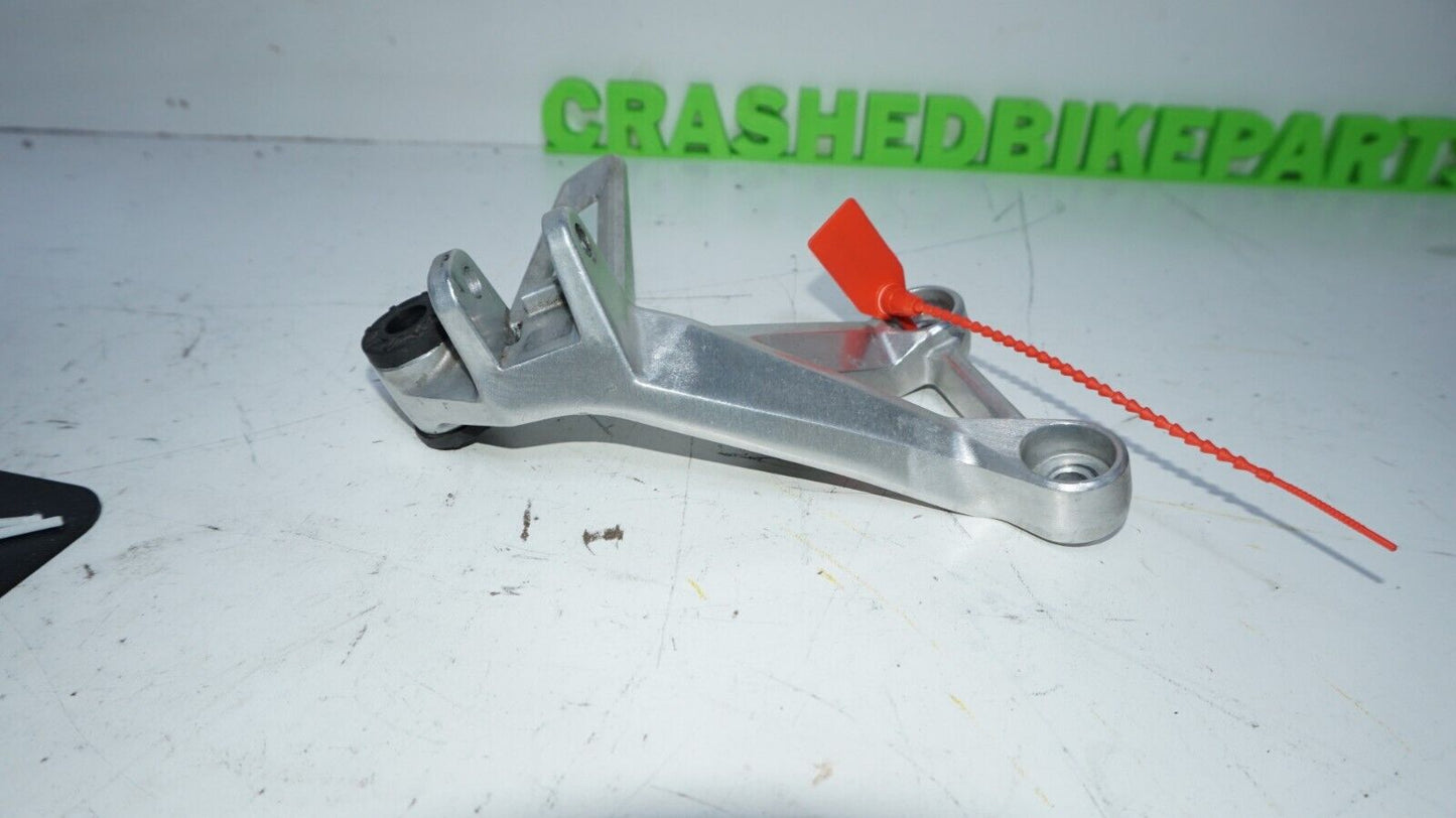 2016-21 Honda Cbr500r Cbr 500r Right Rear Back Passenger Peg Mount 148423 OEM