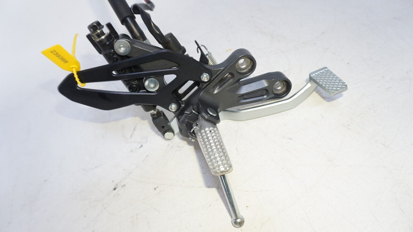 2022 2023 Yamaha YZF R7 Right Rear set Foot Peg Brake Pedal Master 239368 OEM