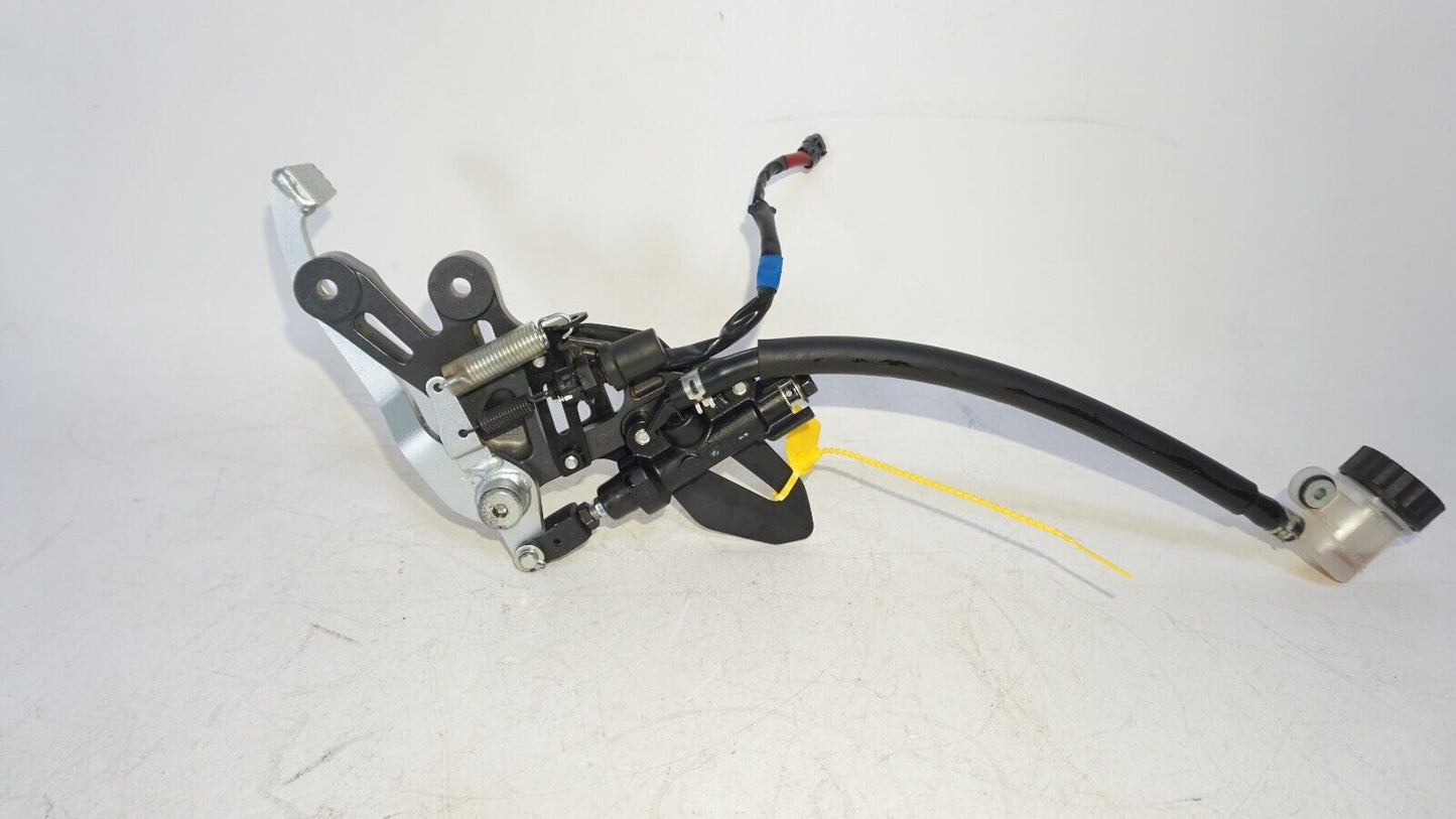 2022 2023 Yamaha YZF R7 Right Rear set Foot Peg Brake Pedal Master 239368 OEM