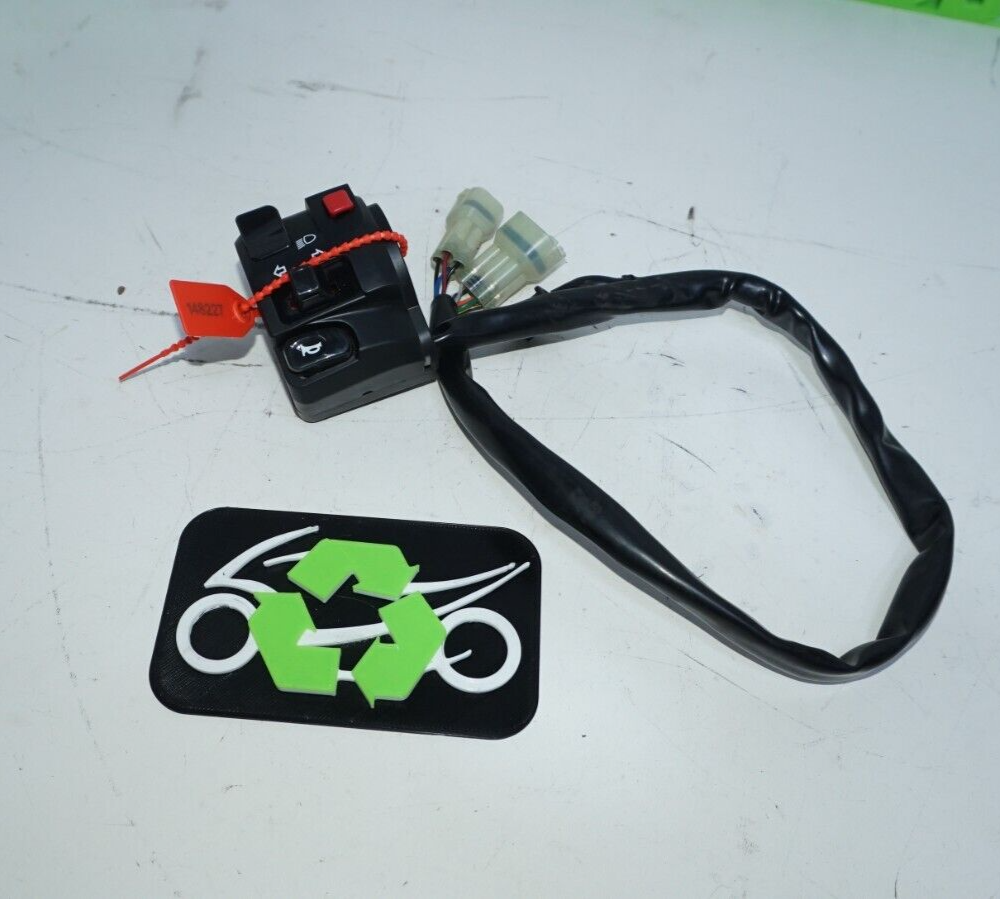 2022 20 21 Left Bar Light Switch for Kawasaki Ninja 650 2020 - 2022 148227 OEM