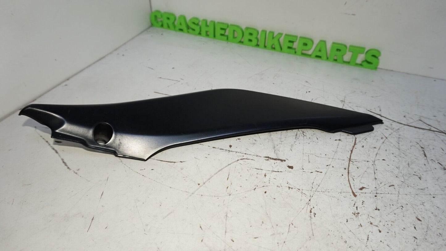 2005 06 Suzuki GSXR 1000 RIGHT LEFT FRAME SIDE COVER COWL PANEL TRIM 147686 OEM