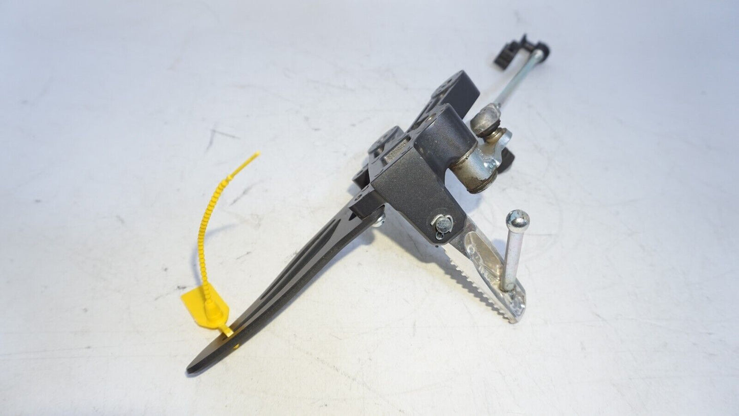 2022 22-23 YAMAHA YZF R7 LEFT REARSET REAR SET FOOT PEG SHIFTER 239454 OEM