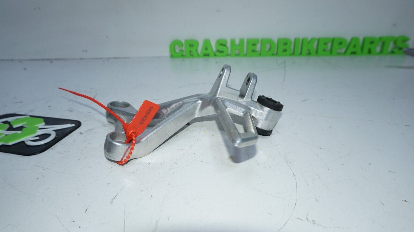 2016-21 Honda Cbr500r Cbr 500r Right Rear Back Passenger Peg Mount 148423 OEM
