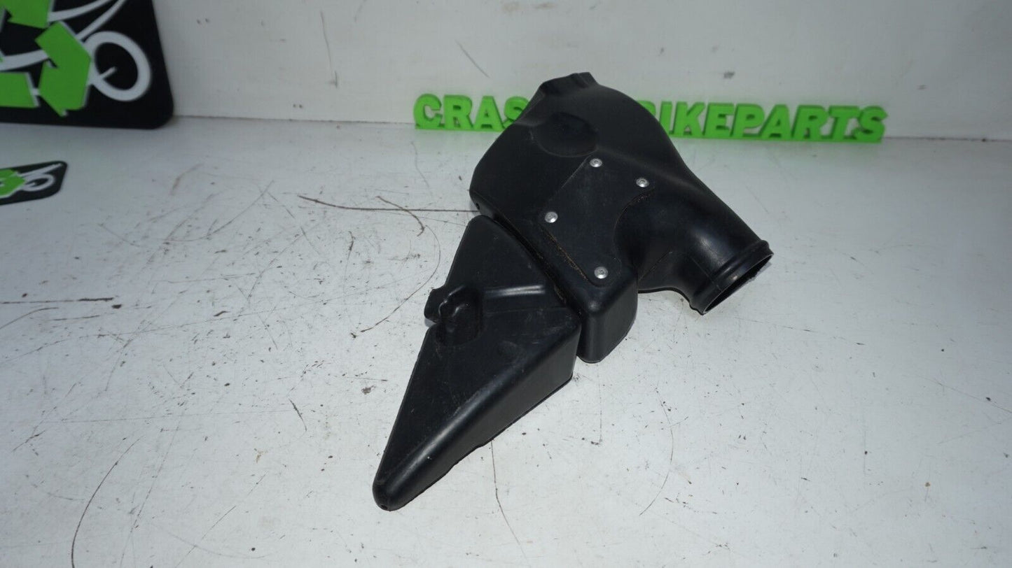 2005 2006 Honda CBR 600RR LEFT Ram Air Duct Tube 148779 OEM