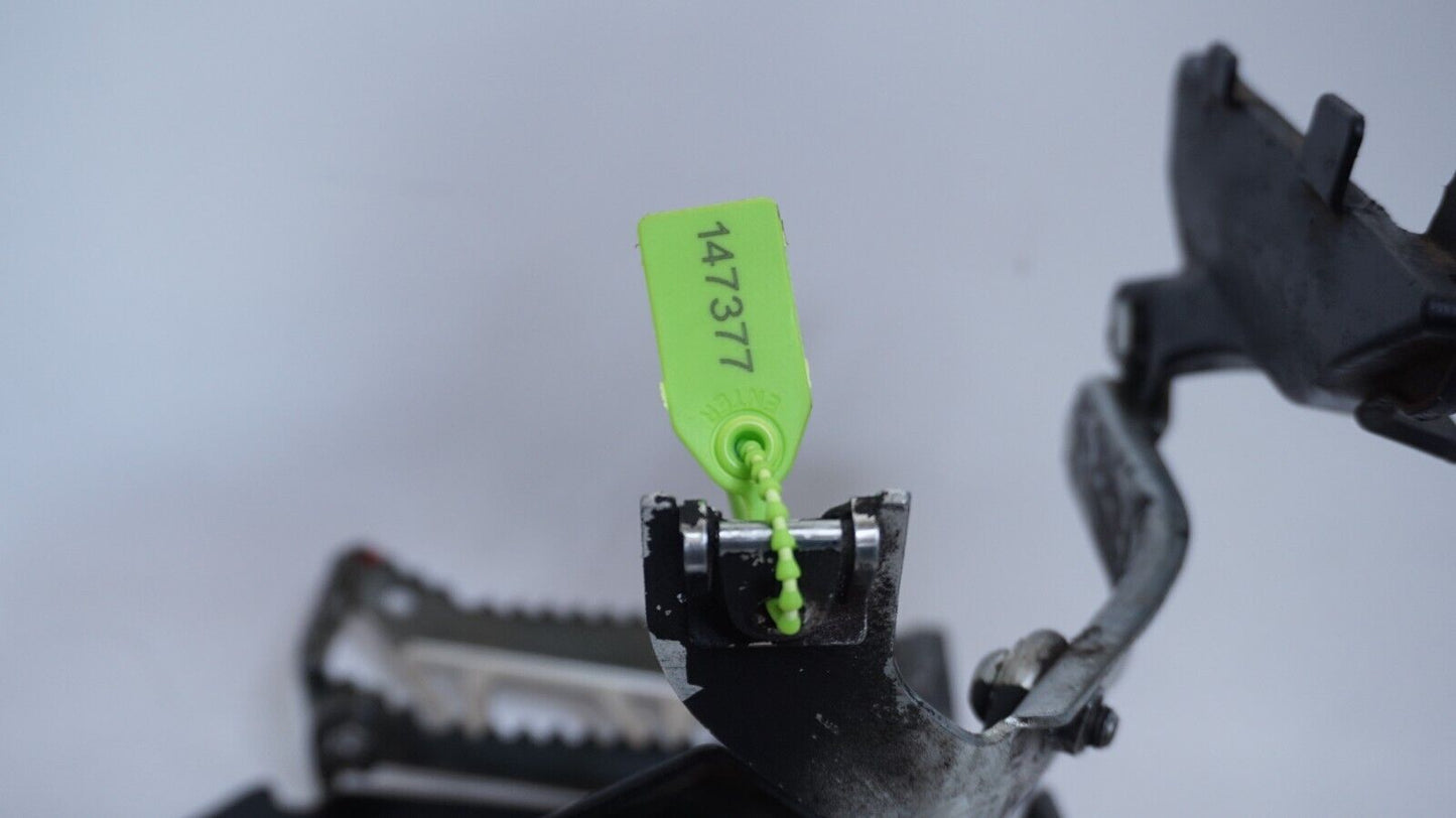 2020 09-23 YAMAHA YFZ450R LEFT FOOTREST FOOTPEG FOOT REST PEG GUARD 147377 OEM