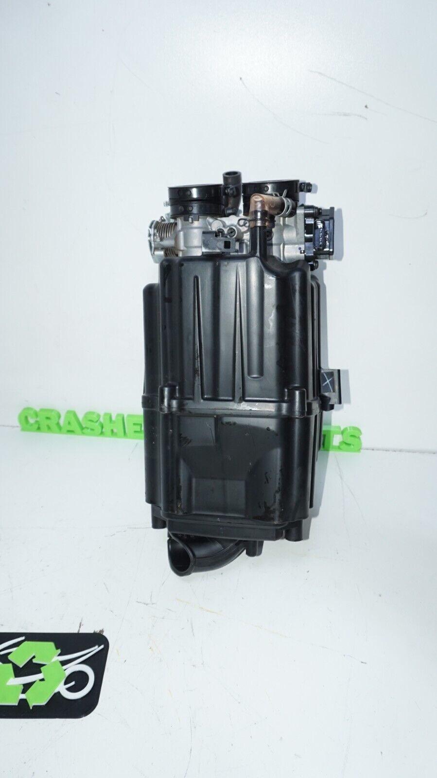 2016 17 18 Honda Cbr500r Main Fuel Injectors / Throttle Bodies AIRBOX 148412 OEM