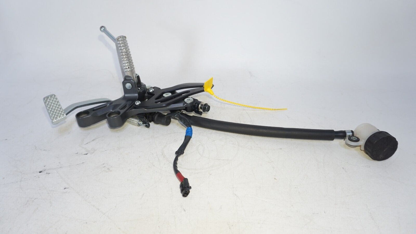 2022 2023 Yamaha YZF R7 Right Rear set Foot Peg Brake Pedal Master 239368 OEM