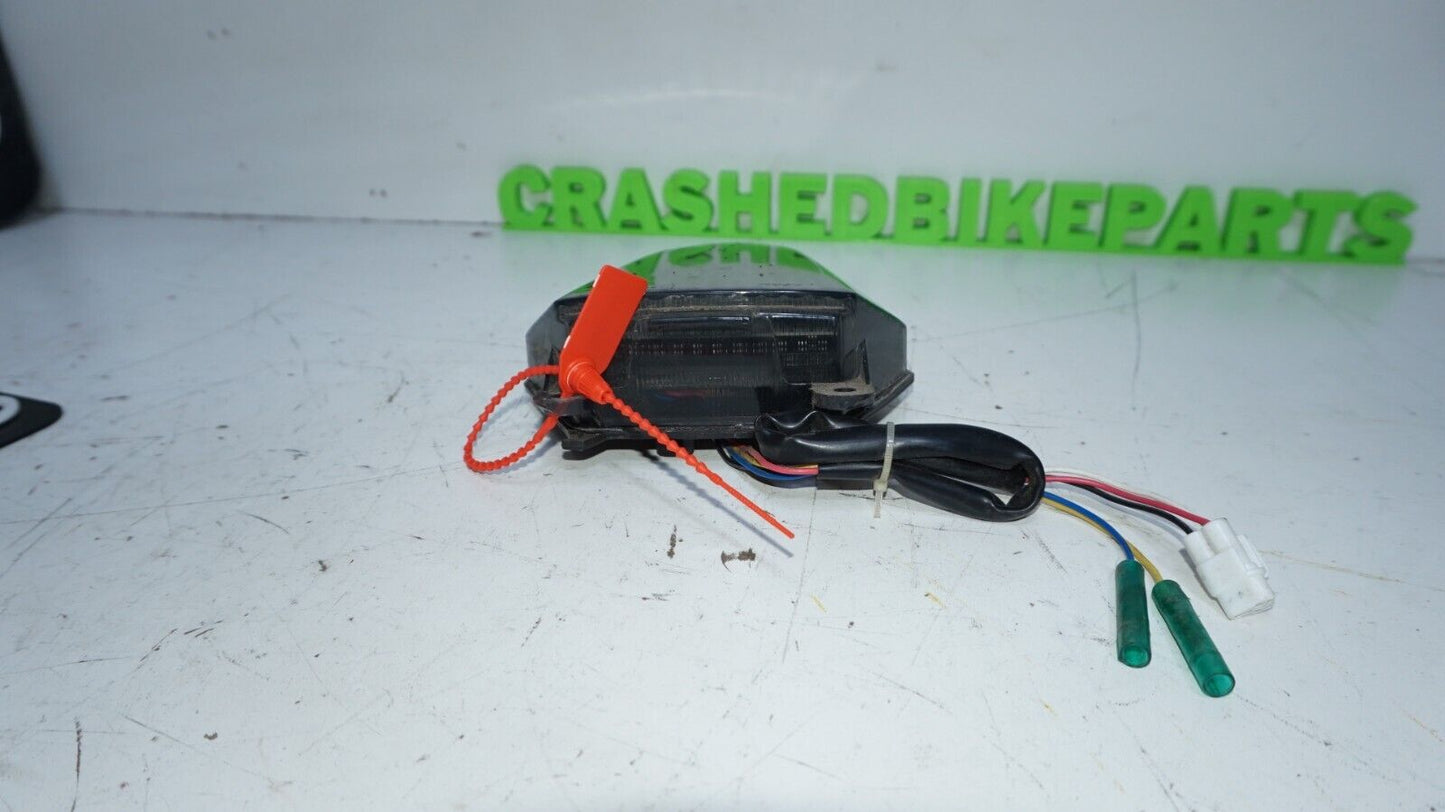 06-07 YAMAHA YZF R6 YZF R6 OEM Rear Tail Light Smoke LED BRAKE LIGHT 148735 OEM