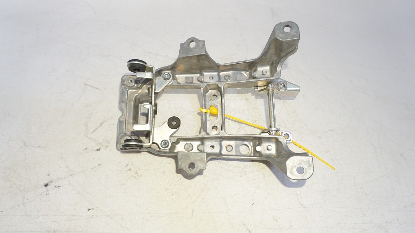 2022 2023 YAMAHA YZF R7 OEM REAR SUBFRAME SUB FRAME SEAT STAY 239481 OEM