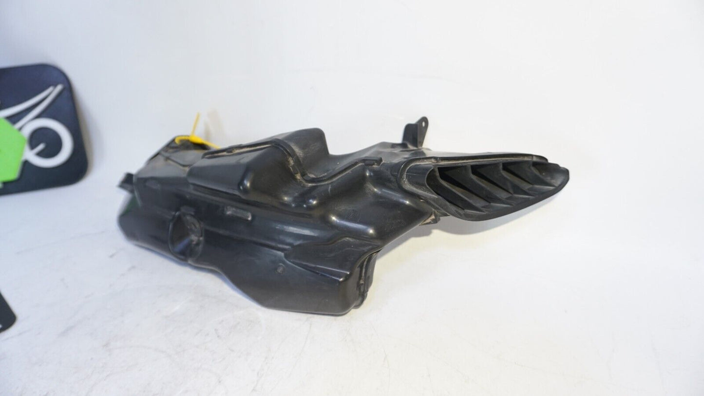 2008 2009 Suzuki GSXR 600 750 Right Side Ram Air Tube Intake 239238 OEM
