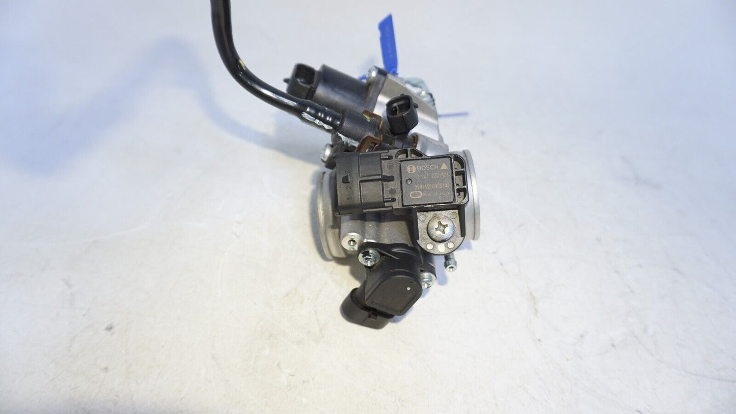 2022 21 KTM 200 Duke Throttle Body Bodies TPS Sensor Injector Line 160397 OEM