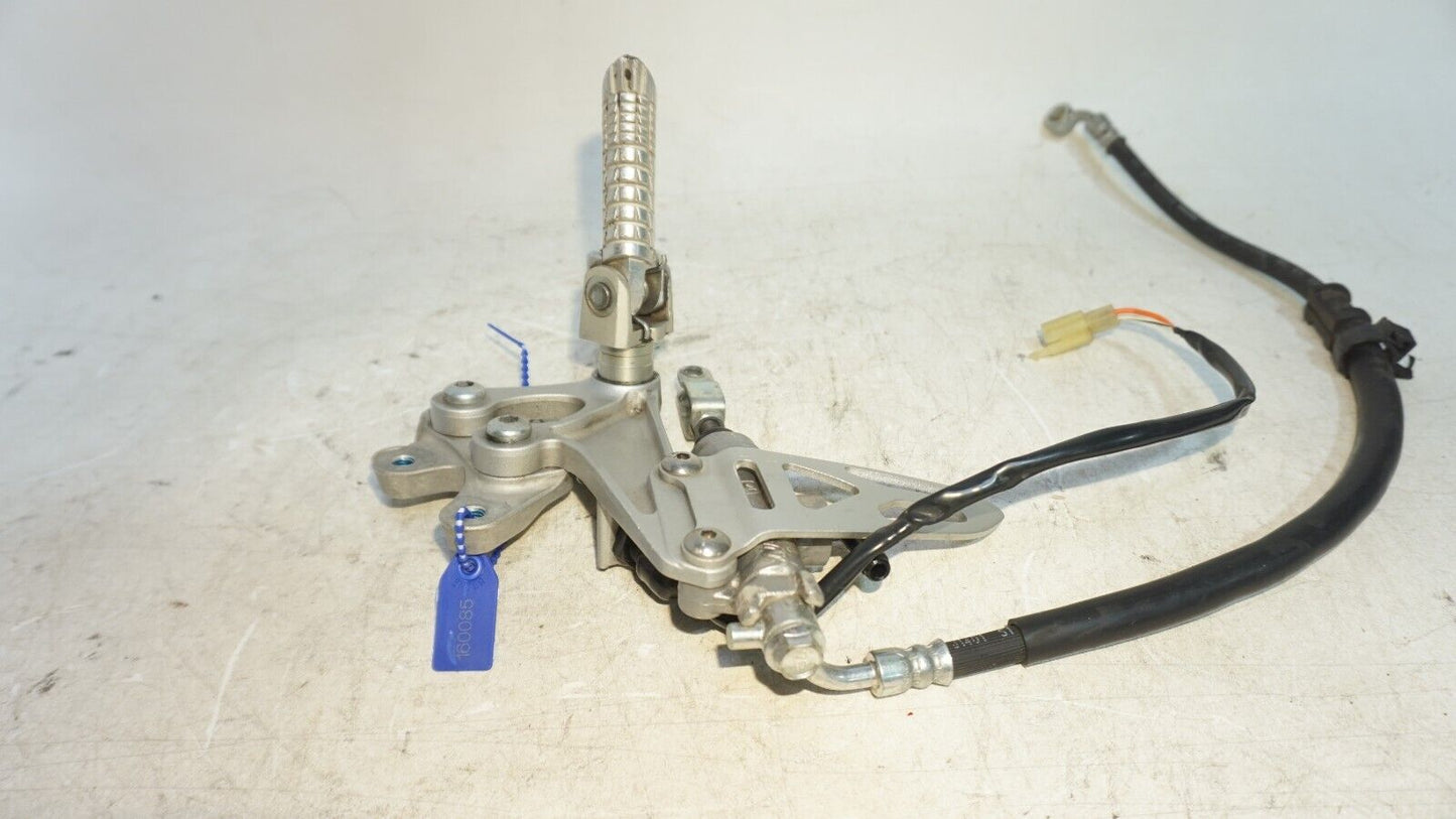 2011 -23 GSXR 600 750 Right Side PEG Rearset Brake Master Foot Peg 160085 OEM