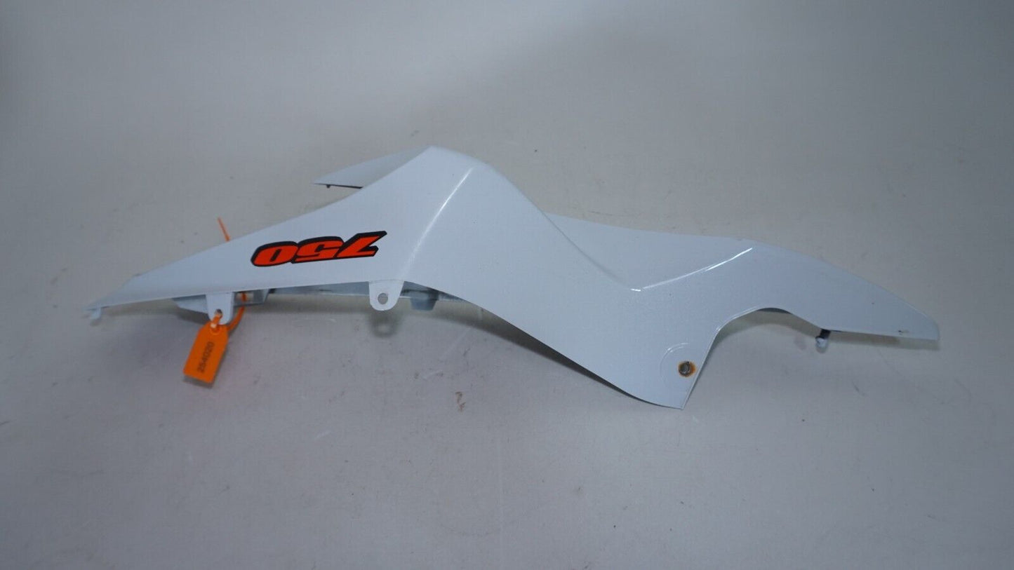 2023 11-24 Suzuki GSXR 600 750 LEFT SIDE REAR BACK TAIL FAIRING WHITE 254020 OEM