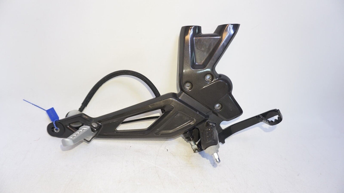 2022 BMW G310R 16-22 FRONT LEFT FOOT Pedal PEG BRACKET BRAKE MASTER 160312 OEM