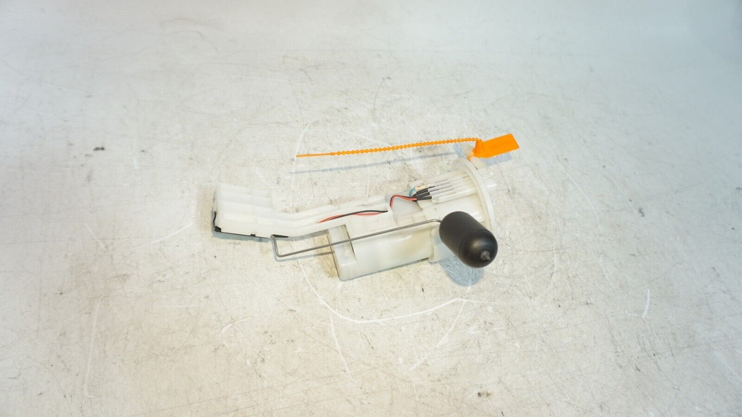 2015 -22 Suzuki GSXS 750 Fuel Pump Gas 15100-08J01 Tested 254869 OEM