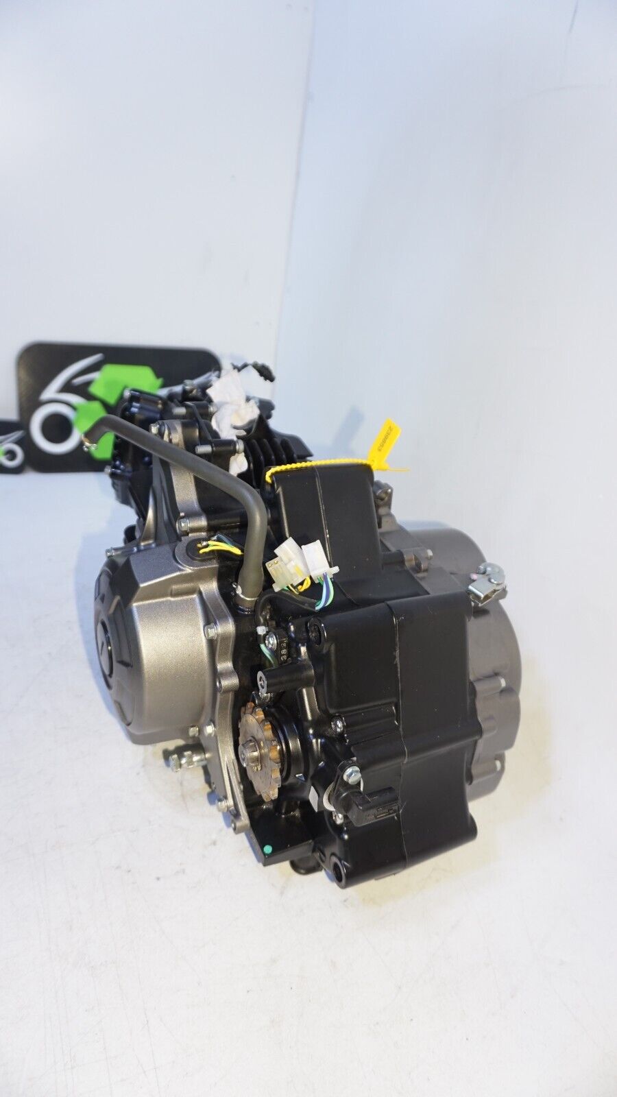 2023 KAWASAKI Z125 PRO ENGINE