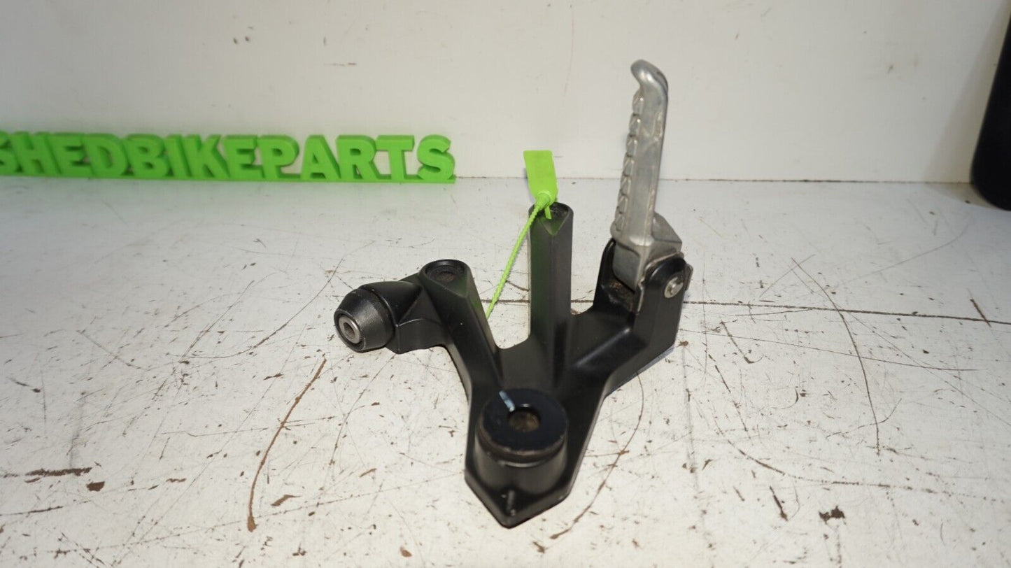 2006 - 2011 Ninja ZX14 ZX-14 Rear Right Passenger Peg Bracket 147774 OEM