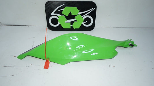 18-23  Kawasaki Ninja 400 EX400  Right Tail Fairing Cowl side Green 148106 OEM