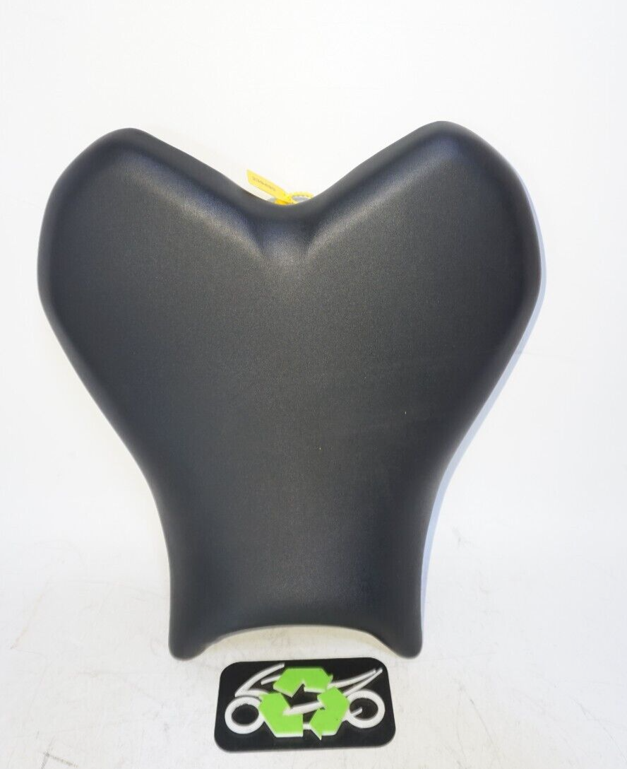 2022 23 YAMAHA YZF R7 OEM FRONT DRIVER RIDER SEAT PAD SADDLE 239493 OEM