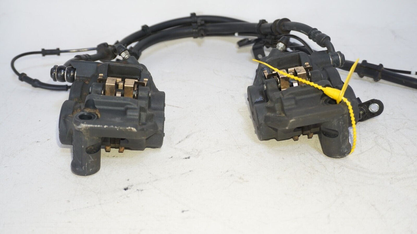 2022 23 YAMAHA YZF R7 RIGHT LEFT FRONT BRAKE CALIPER SET LINES SENSOR 239616 OEM