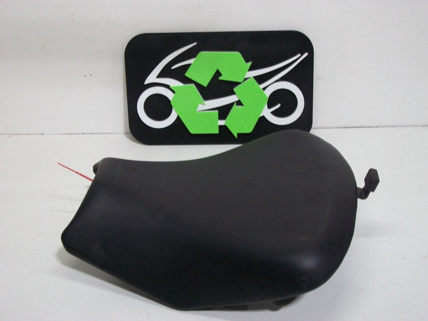 2022 KAWASAKI NINJA 650R EX650 FRONT DRIVERS SEAT PAD SADDLE PILLION 148001