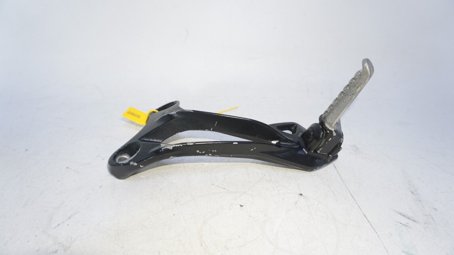 2006 2007 Kawasaki Ninja ZX10R ZX10 Left Passenger Rear Peg Footrest 239310 OEM