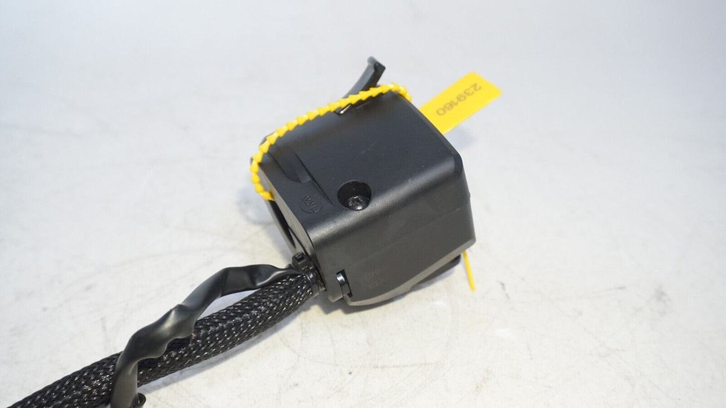 CFMoto CF-Moto PAPIO Light LEFT switch  TURN SIGNAL  -Only 12 Miles! 239160 OEM