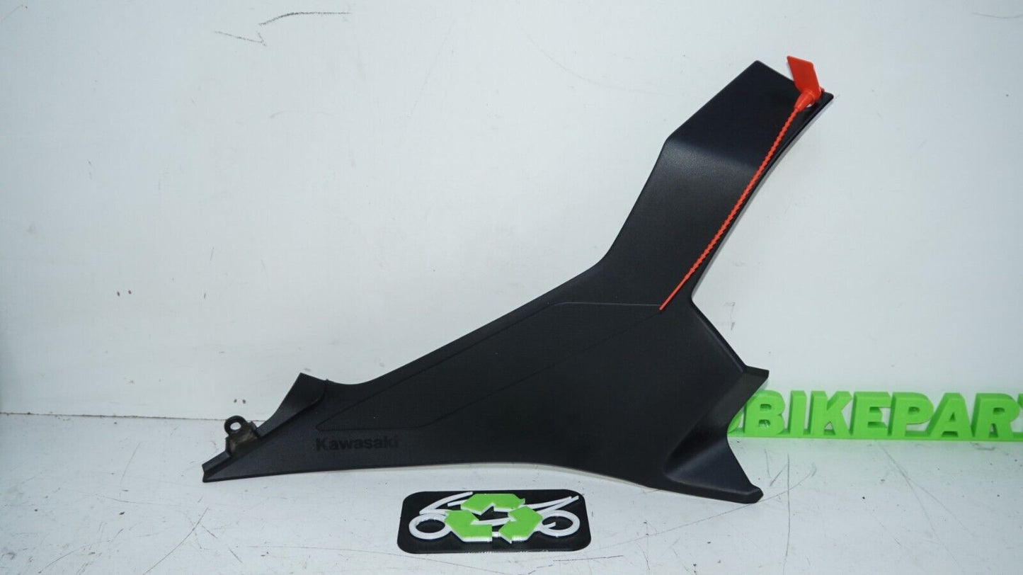 KAWASAKI NINJA 400 EX400 2018 - 2020 SEAT COVER RIGHT Plastic fairing 148643 OEM